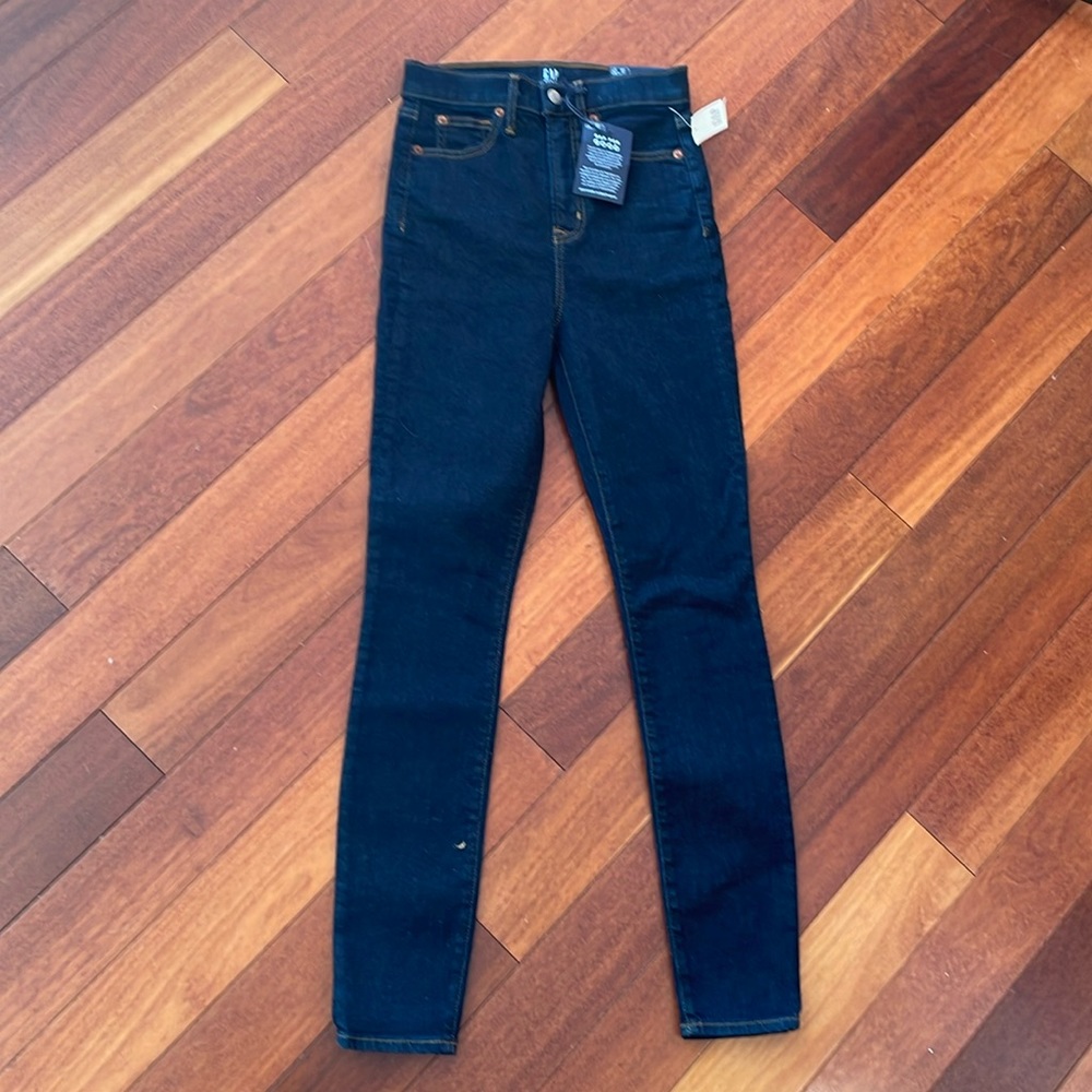 GAP Sky High True Skinny